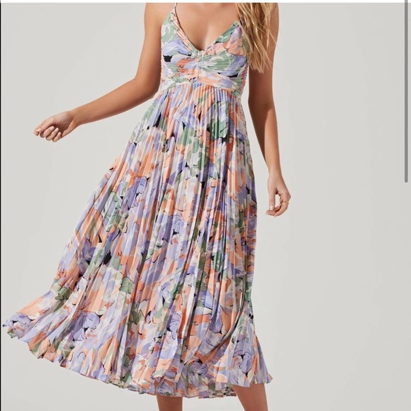 Astr Dresses & Skirts - Astr Blythe Dress in xsmall brand new